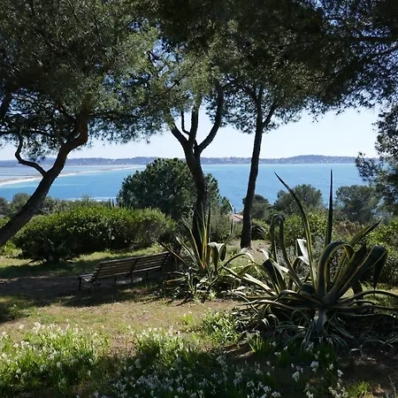 Appartamento Bel Accès Direct Mer; L'almanarre,